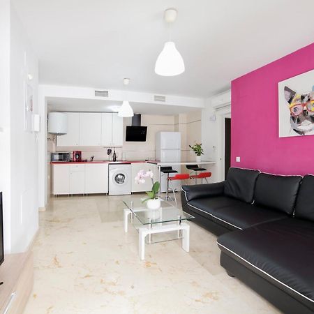 Apartamentos Salamanca Μάλαγα Δωμάτιο φωτογραφία