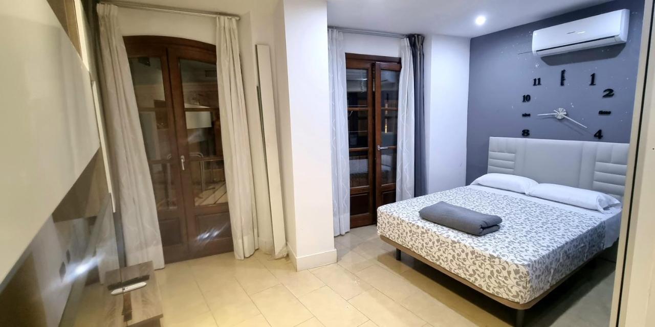 Apartamentos Salamanca Μάλαγα Εξωτερικό φωτογραφία