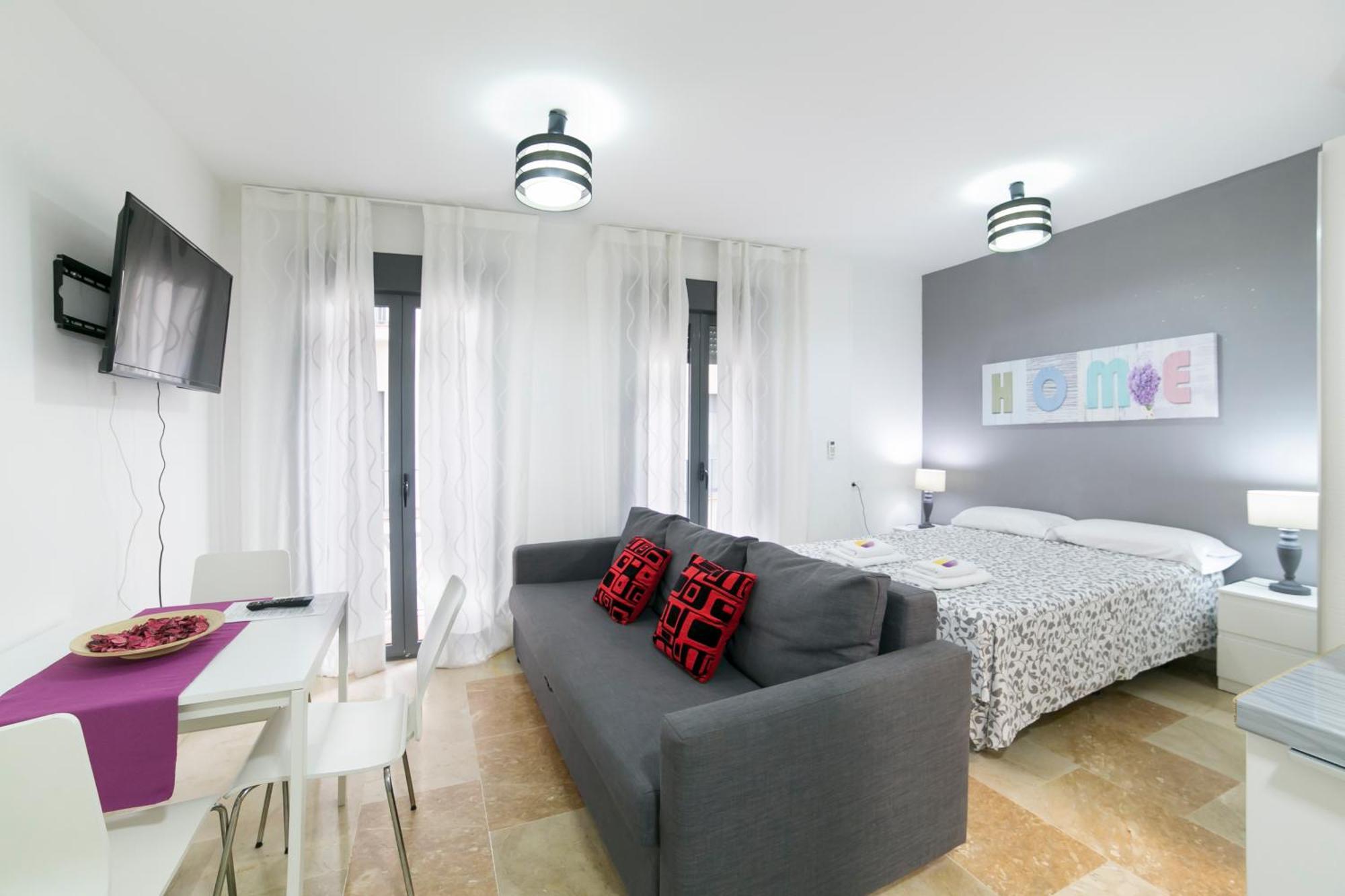 Apartamentos Salamanca Μάλαγα Δωμάτιο φωτογραφία