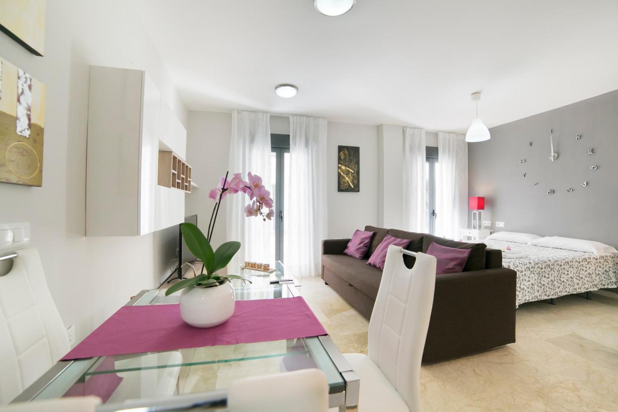 Apartamentos Salamanca Μάλαγα Δωμάτιο φωτογραφία