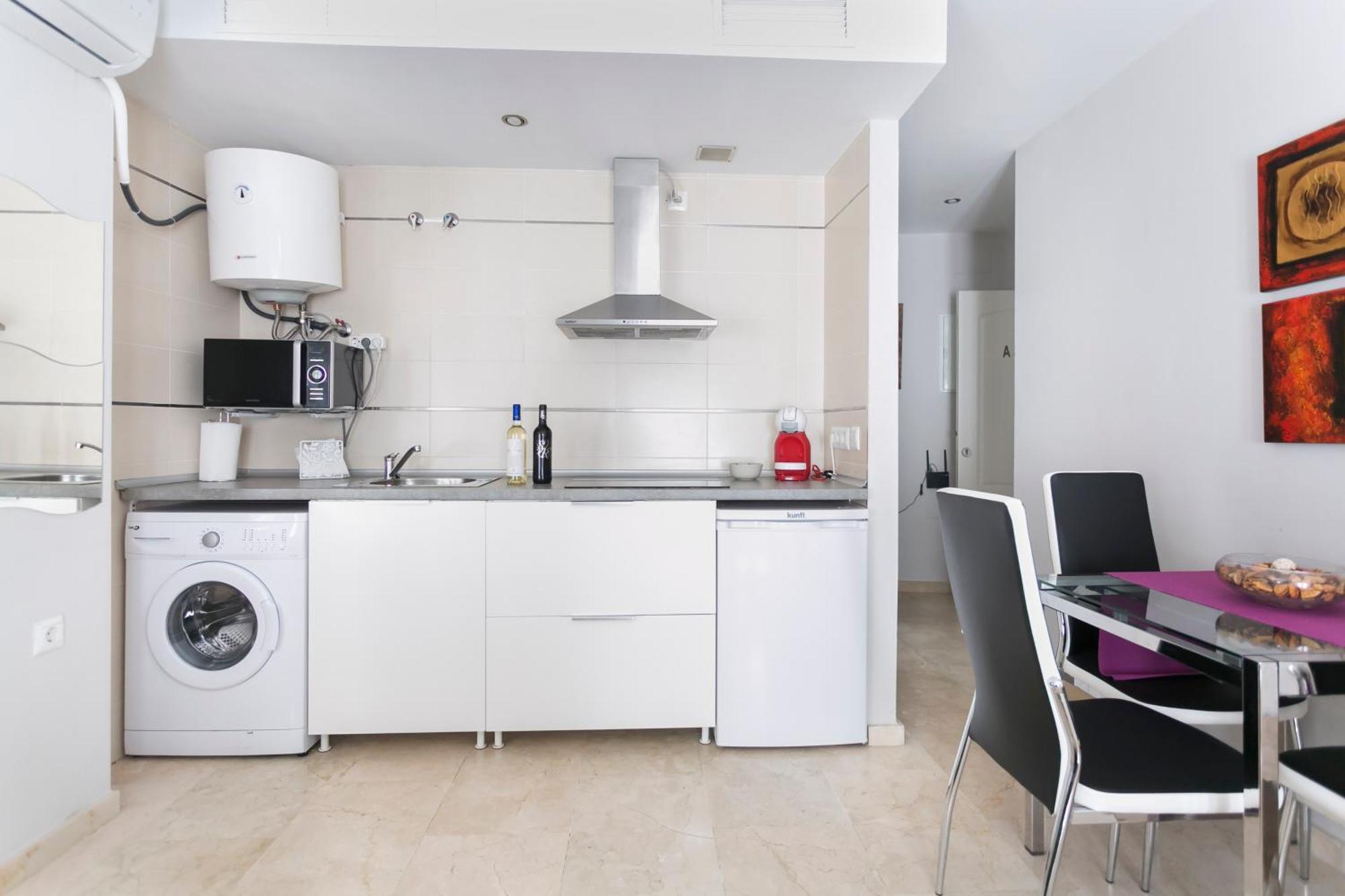 Apartamentos Salamanca Μάλαγα Δωμάτιο φωτογραφία