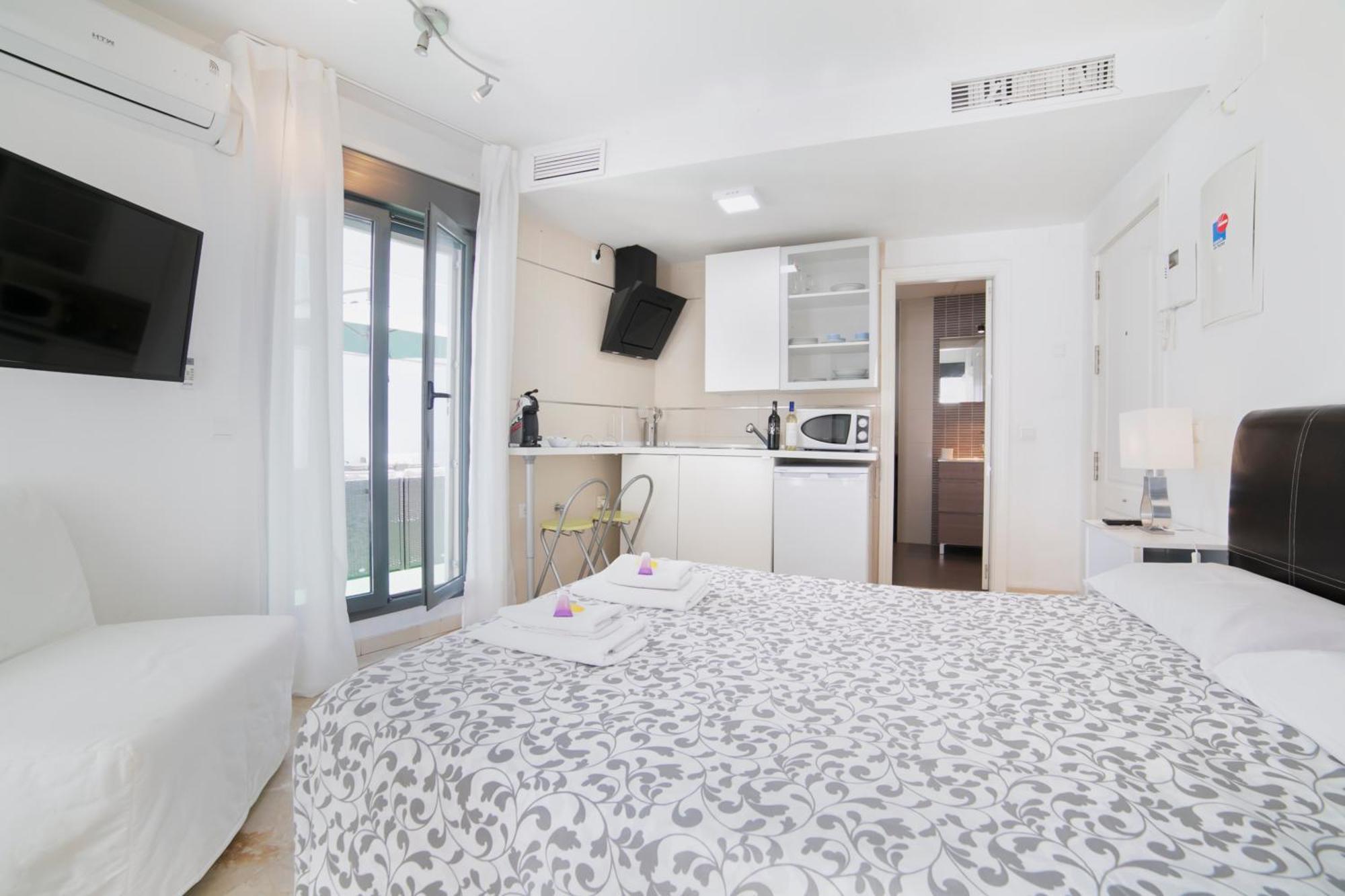 Apartamentos Salamanca Μάλαγα Δωμάτιο φωτογραφία