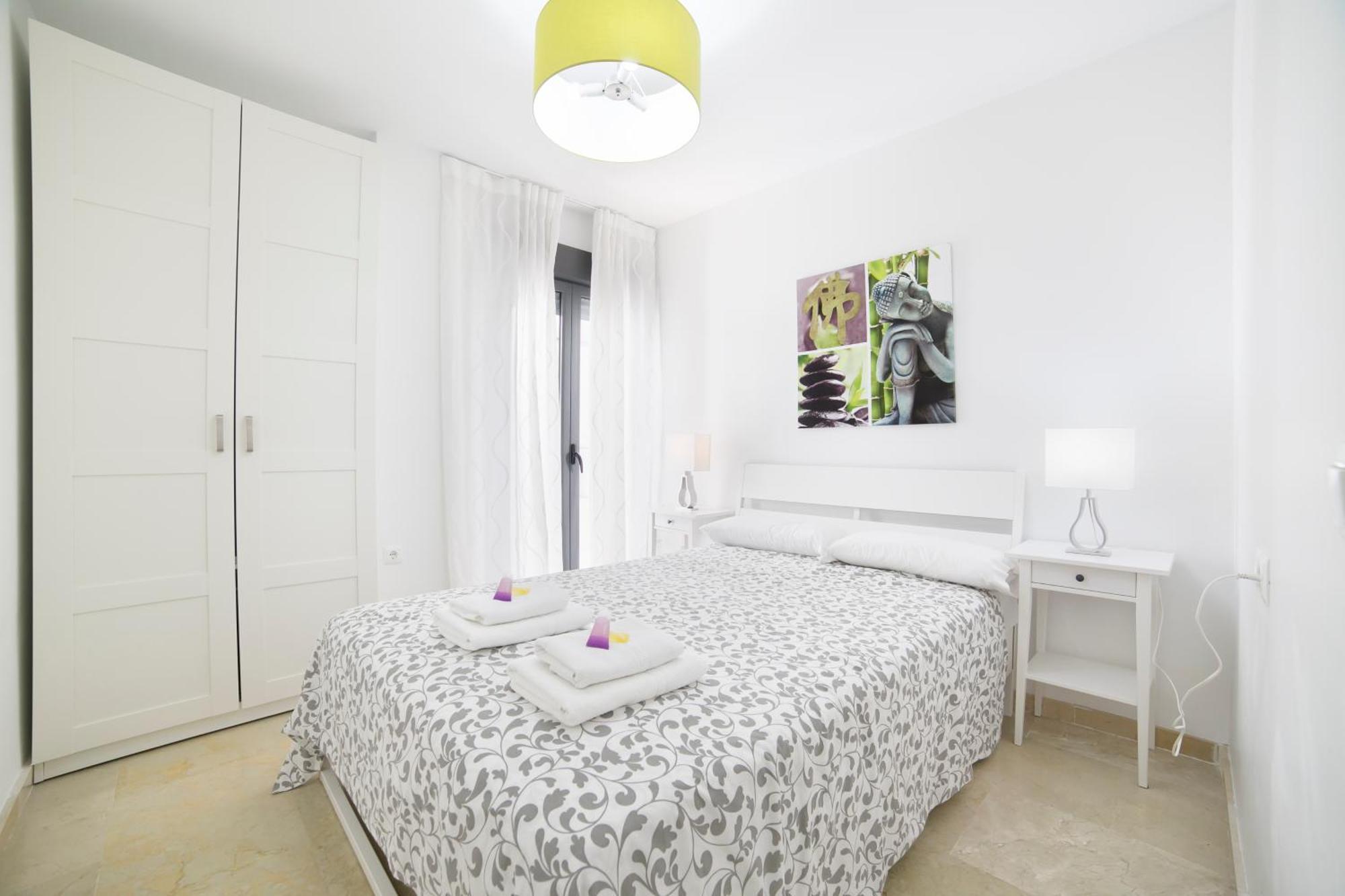 Apartamentos Salamanca Μάλαγα Δωμάτιο φωτογραφία
