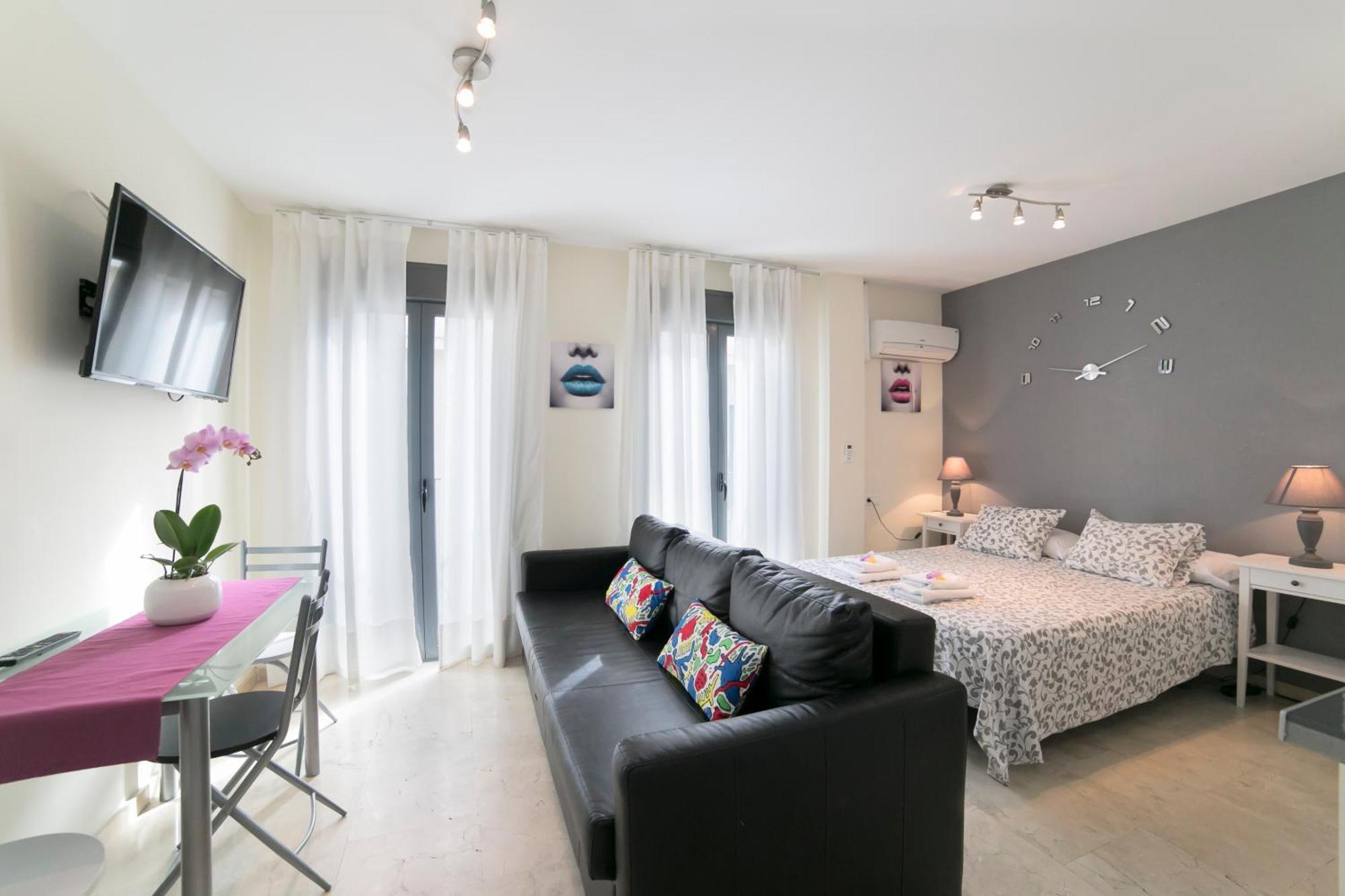 Apartamentos Salamanca Μάλαγα Δωμάτιο φωτογραφία