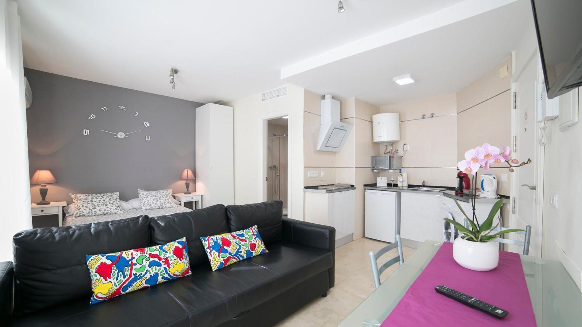 Apartamentos Salamanca Μάλαγα Δωμάτιο φωτογραφία