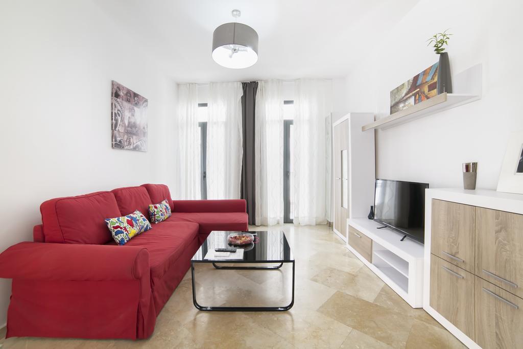 Apartamentos Salamanca Μάλαγα Δωμάτιο φωτογραφία